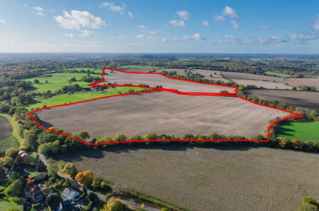 Land at Welches Farm, Whitehorse Lane, Welwyn, AL6 0HB